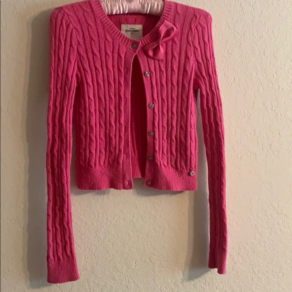Comfy, pink sweater from Abercrombie kids